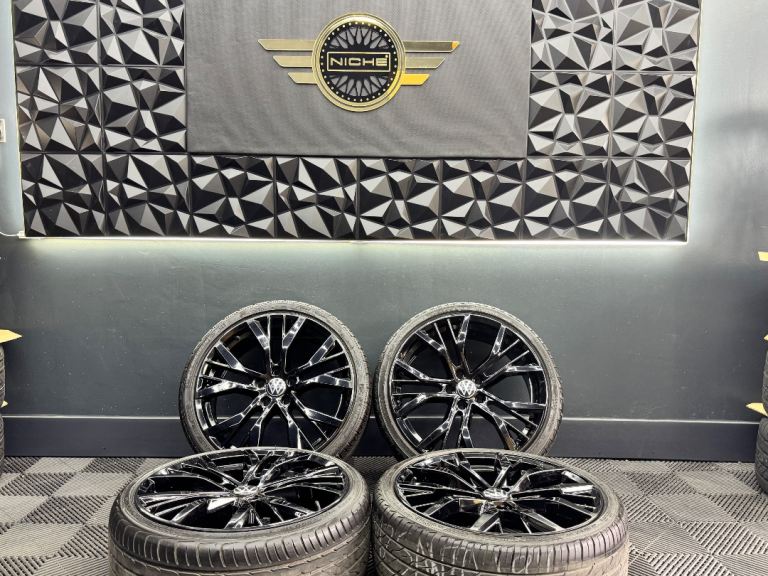 19” inch vw golf gloss black santiago alloys wheels r line gtd gti gte caddy mk7.5 mk6 7 