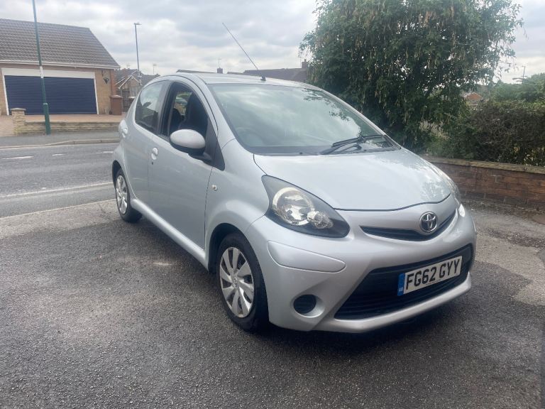 Toyota, AYGO ICE Edition 5 door Hatchback, 2012, Manual, 998 (cc), 5 doors