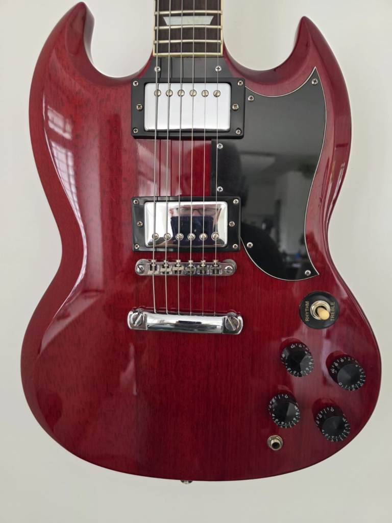 Epiphone SG G400 Cherry Red Electric Guitar   (Free Delivery)