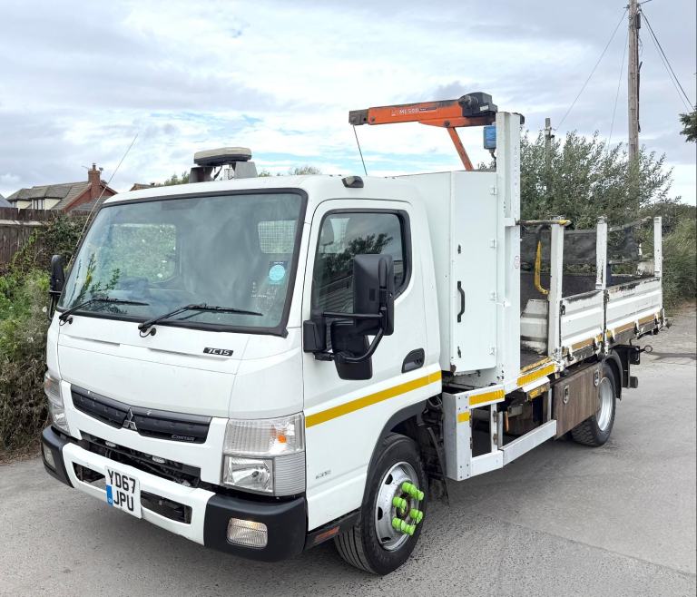 2018 MITSUBISHI CANTER 7C15 TARMAC TIPPER CHUTES SWINGLIFT MANUAL GEARS EURO6