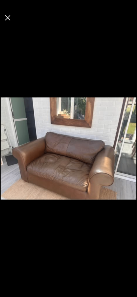 Laura ashley leather sofa - Gumtree