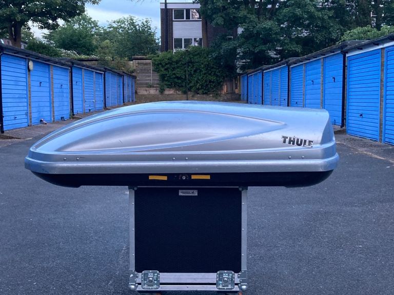 Thule atlantis 200 roof box silver 440L