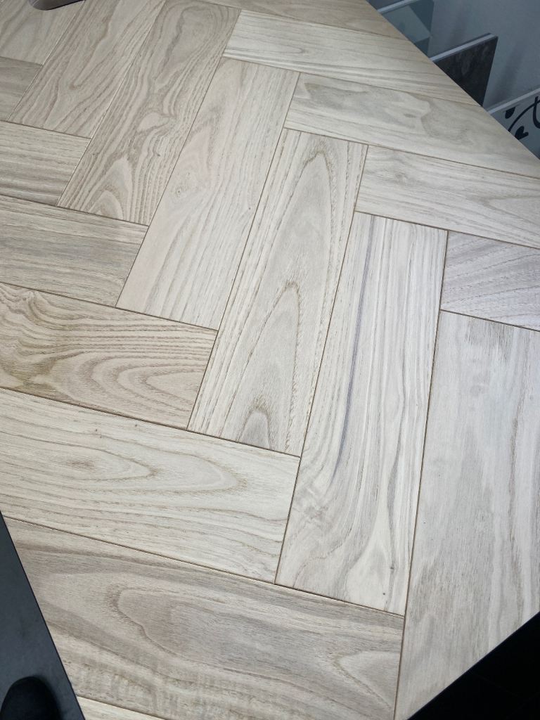 Engineered wooden herringbone flooring 