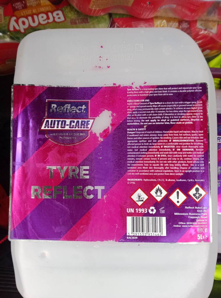 Reflect auto care tyre reflect