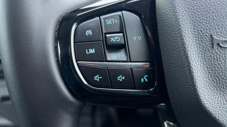 2025 Ford Transit Custom 280 L2 Diesel Fwd 2.0 EcoBlue 136ps H1 Van Limited Auto Van Diesel Autom...