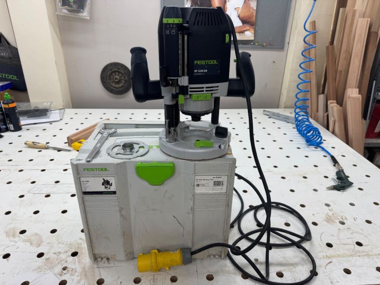 Festool OF 2200 EB Router – Powerful & Reliable