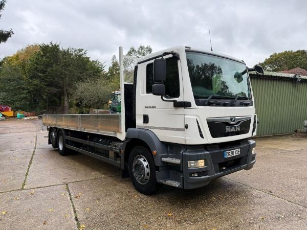 MAN TGM26.320 25ft 5 Full Dropside Scaffold Body