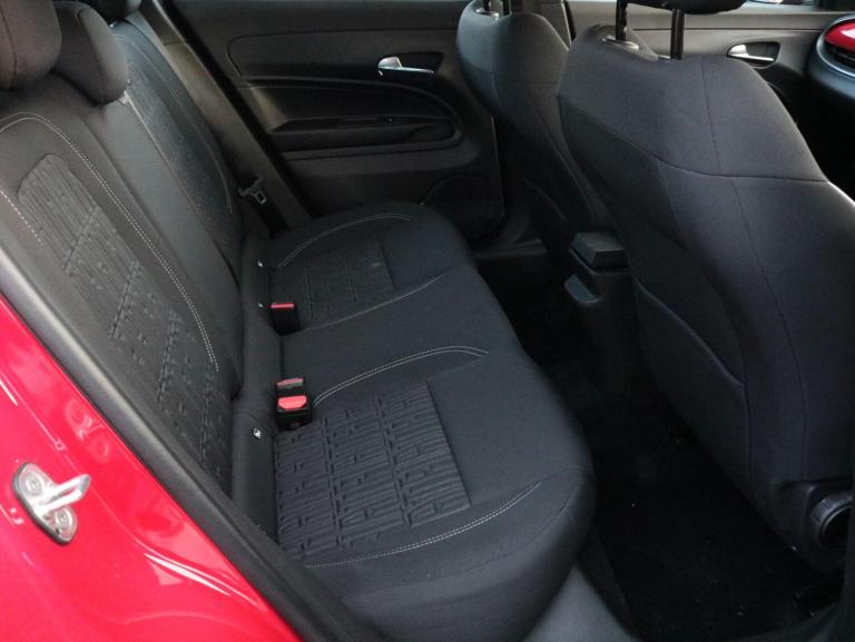 2025 Fiat 600 1.2 Hybrid 48V 136 5dr eDCT-6 HATCHBACK PETROL Automatic