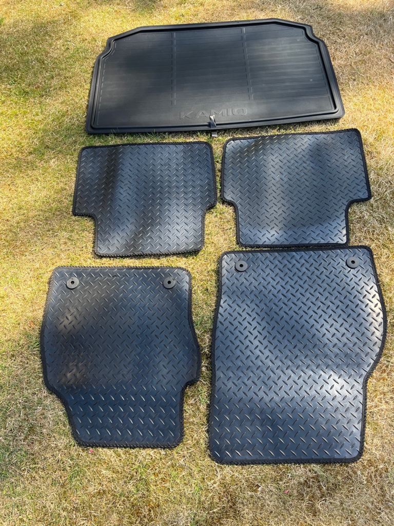 Skoda Kamiq (2019 to Present) Car Floor Mats Black Rubber with OE Skoda Boot Liner