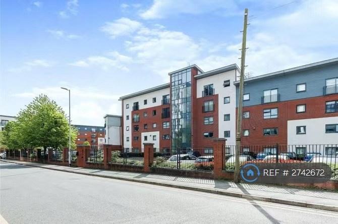 2 bedroom flat in Slater House, Salford, M5 (2 bed) (#2742672)