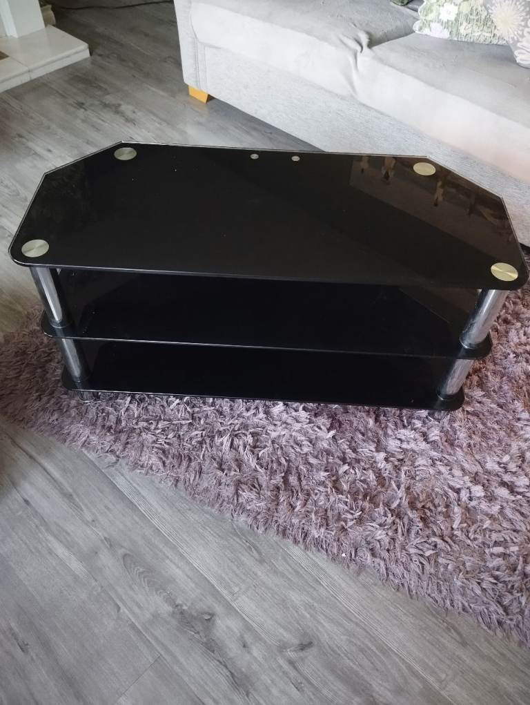 Corner TV stand. £30 ono