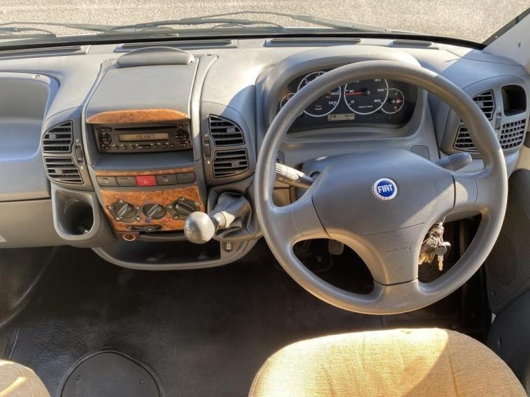 2006 (06) BESSACARR E720 2 BERTH MOTORHOME