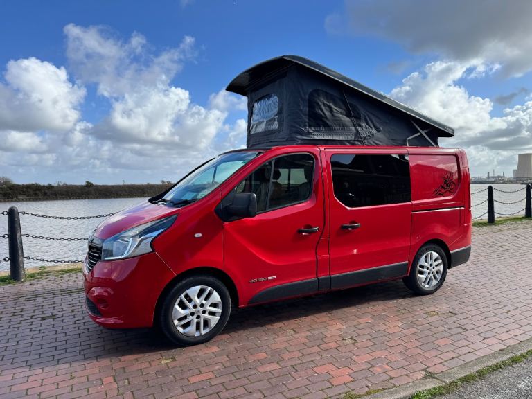 4 Berth Camper Van - Renault Trafic 