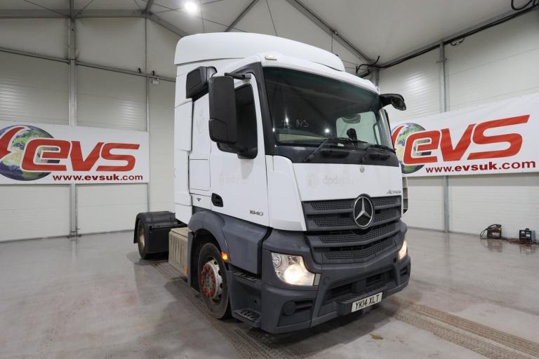 2014 (14 PLATE) Mercedes Benz Actros 1840 4x2 Euro 6 Tractor Units