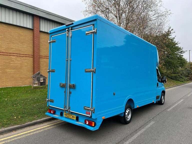 2022 Peugeot Boxer 2.2 BlueHDi 335 S Platform Cab L3 EU6 Luton DIESEL Manual