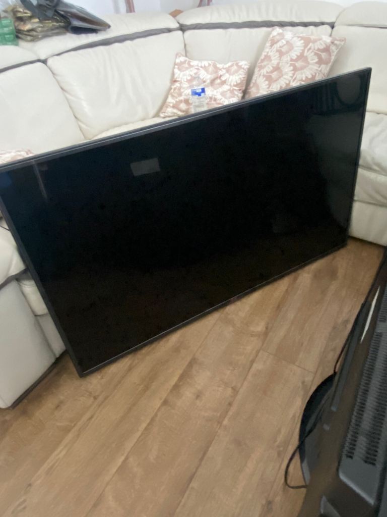 50 inch LG smart tv 