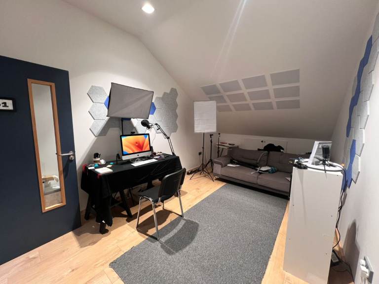 Creative Space | Music Studio | Artist Studio to Rent In Leytonstone East London E10 