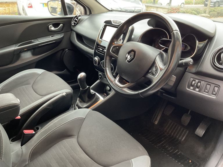 2016 (66) Renault Clio 1.5 dci Dynamique Nav S. 5 Door Diesel. FSH. Excellent Condition.