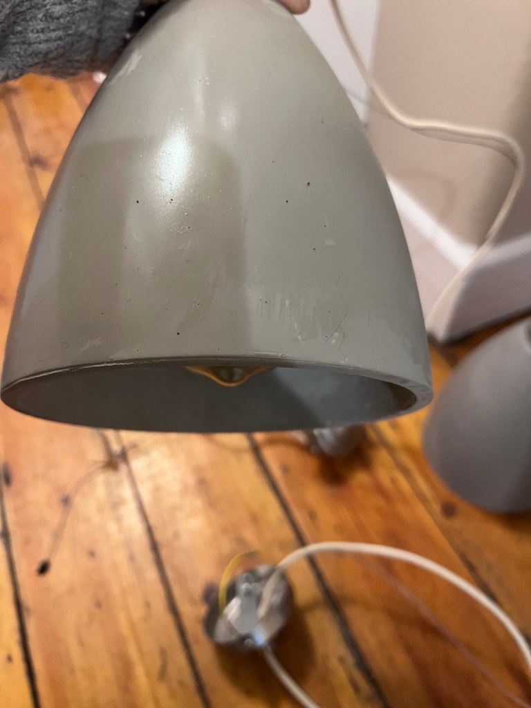 Pair of pendant concrete lights 