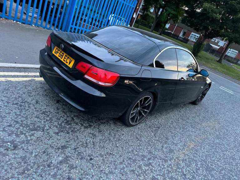 BMW 320i 3 SERIES E93 Convertible sport 2008 Automatic 1995 (cc), N43 Pre-Lci Black 18'' Alloys