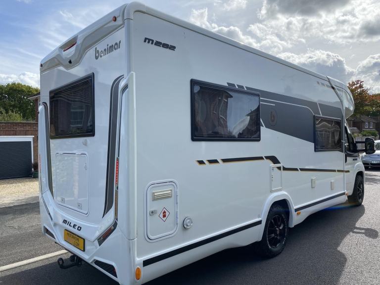 BENIMAR MILEO 282 - REAR LOUNGE - DROP DOWN BEDS - LEVELLERS - WIFI - HAB AIRCON