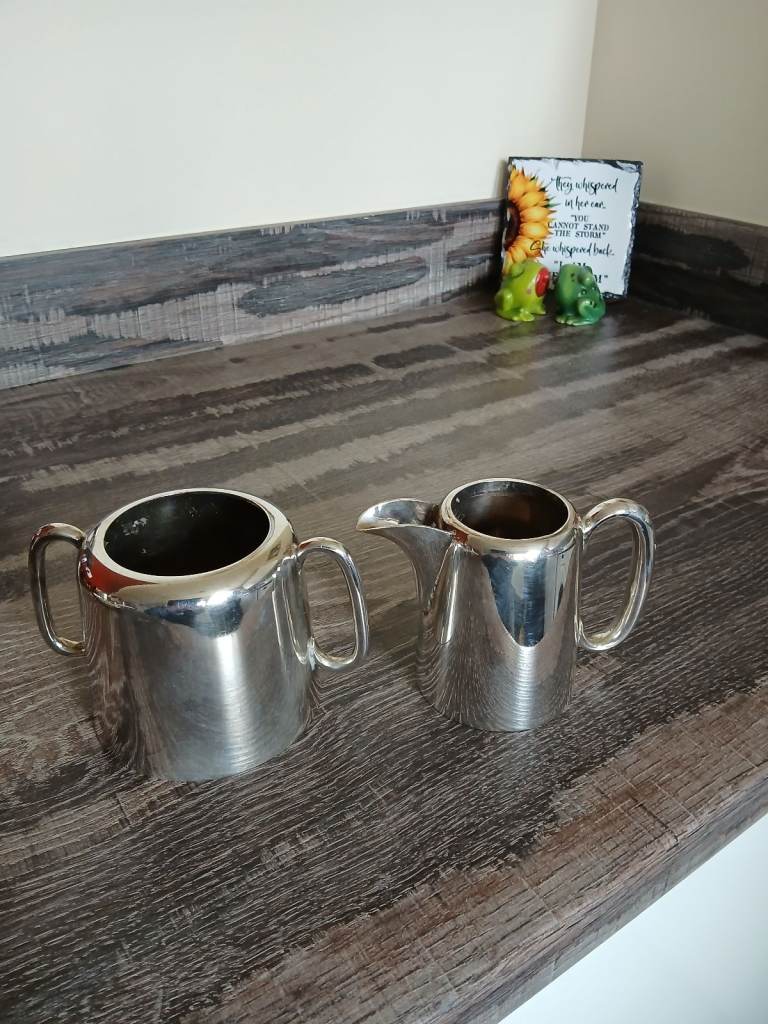 Sugar and cream set