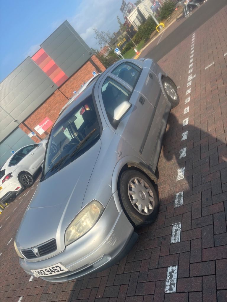 Astra 1.7dti diesel £35 tax per year 65mpg  mot till 27th October