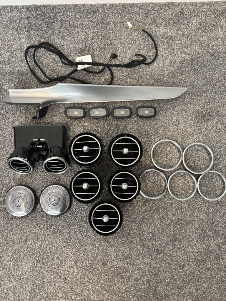 Mercedes C class Vents and trim
