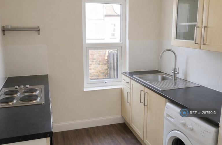 Studio flat in Brigstock Road, Thornton Heath, CR7 (#2875913)