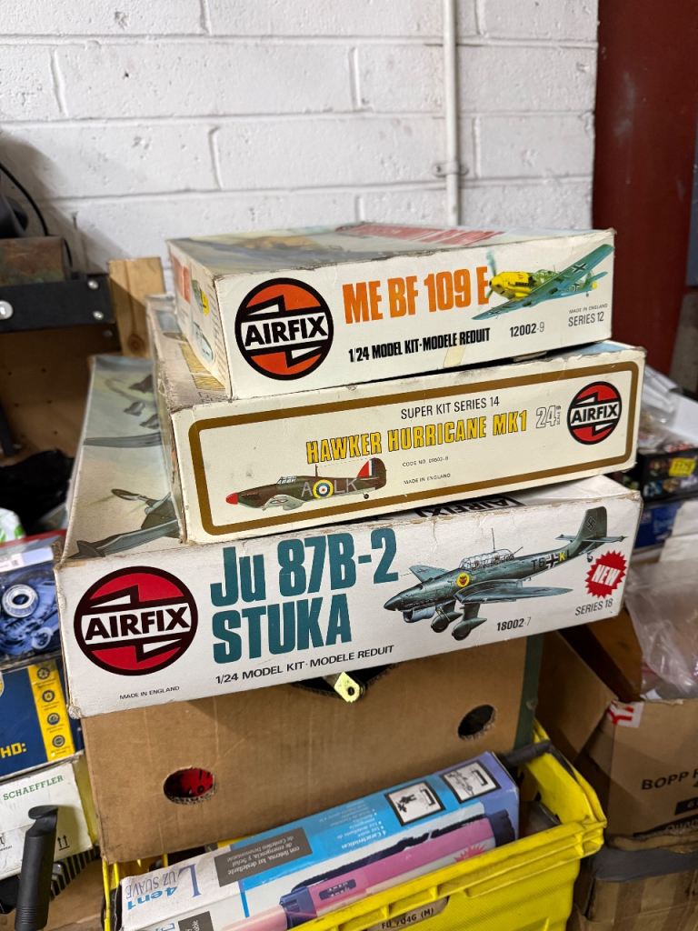3 rare airfix 1/24 large kits Stuka bf109 hurricane