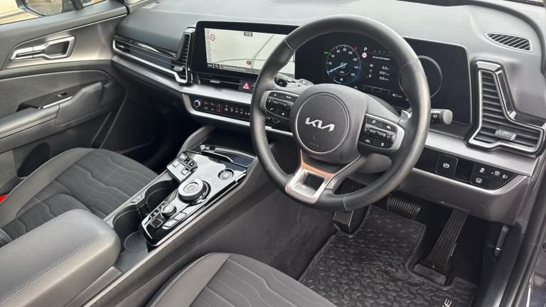 2025 Kia Sportage 1.6T GDi 207hp HEV Hybrid 3 5dr Auto with Nav  Rea Hybrid
