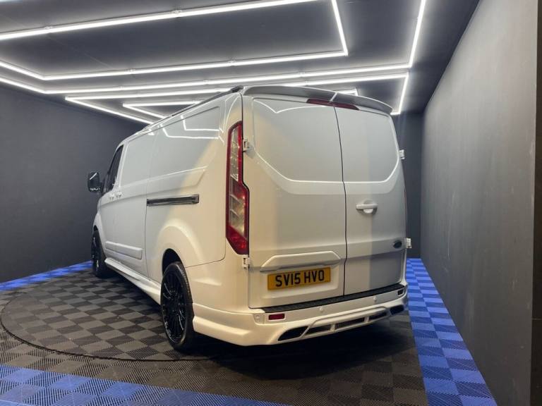 2015 Ford Transit Custom 2.2 TDCi 290 Trend Panel Van 5dr Diesel Manual L2 H1 (186 g/km, 123 bhp)...