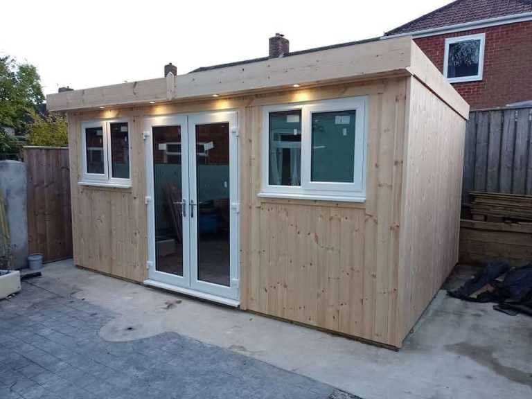 Garden room 