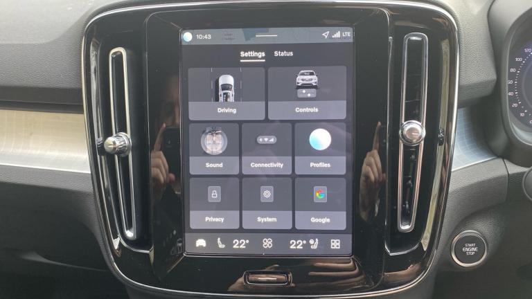 2025 Volvo XC40 2.0 B3P Plus Dark 5dr Auto Petrol Estate Estate Petrol Automatic