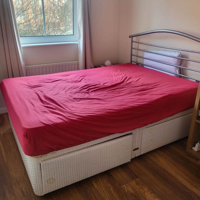Double bed + frame