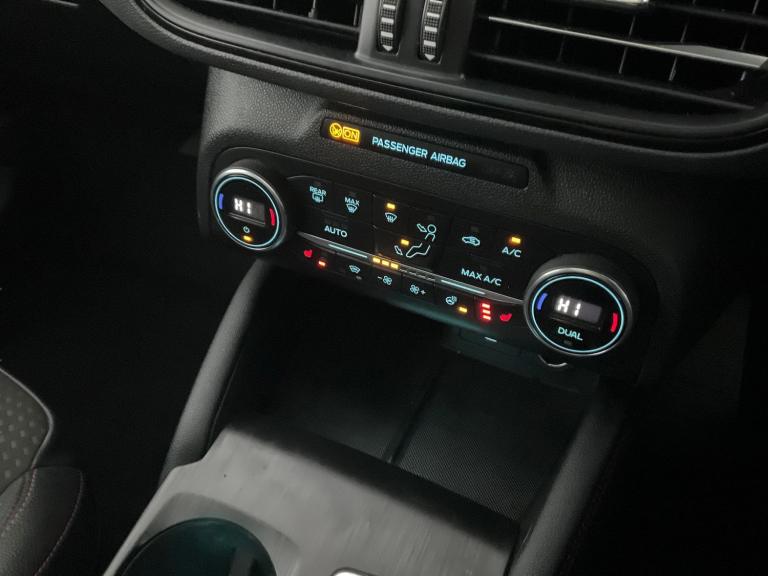 2019 Ford Focus 2.0 EcoBlue ST-Line X Estate 5dr Diesel Auto Euro 6 (s/s) (150 ps) - REVERS Estat...