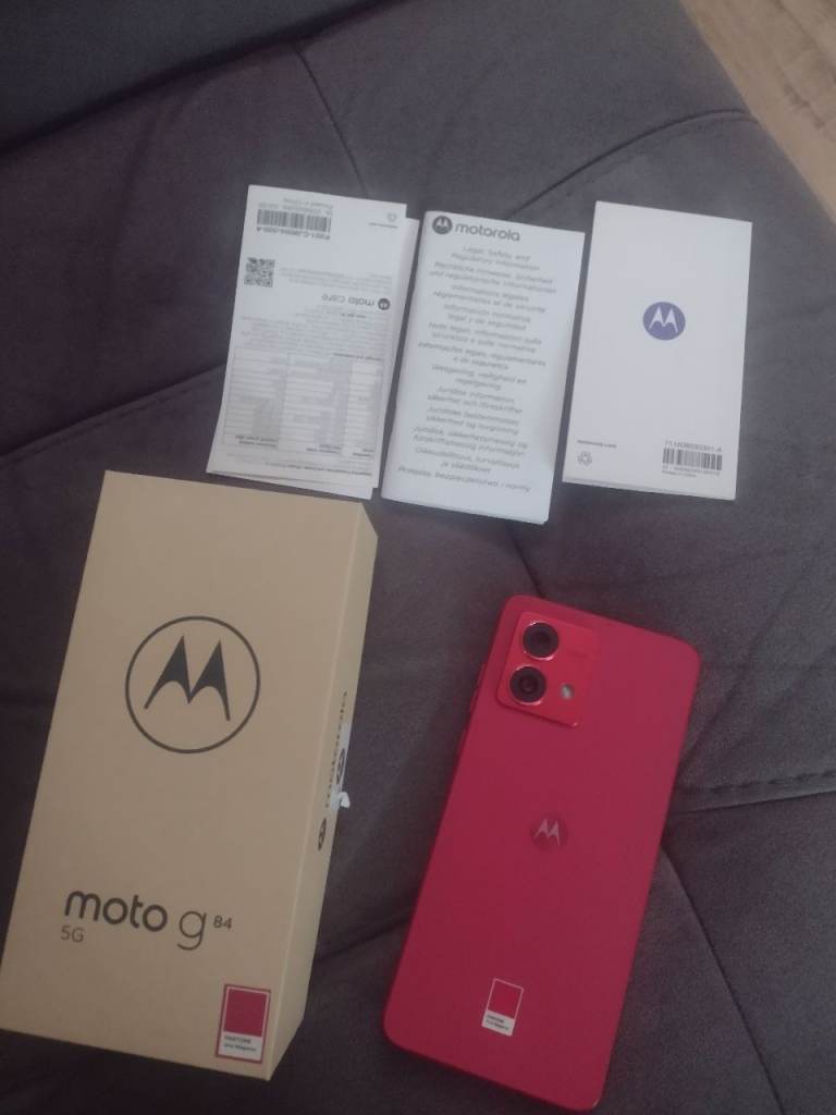 Motorola Moto G84 5G 256GB Viva Magenta, Unlocked