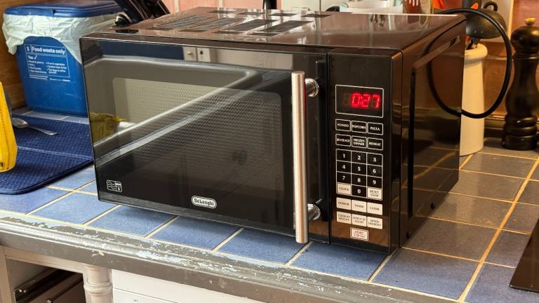 Delonghi 800w microwave 