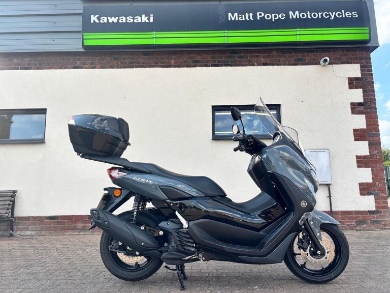 Yamaha NMAX [Phone number removed]cc Scooter Moped Low Mileage 80 Miles Top Box