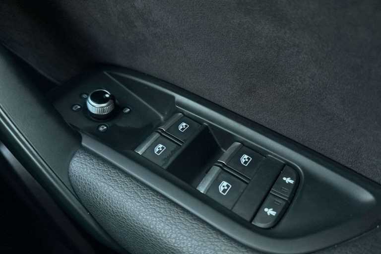 2018 Audi Q5 40 TDI Quattro S Line 5dr S Tronic ESTATE DIESEL Automatic