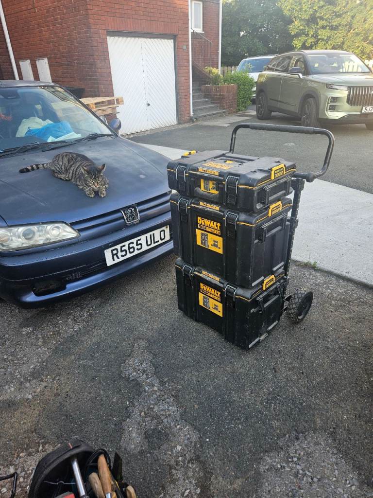Dewalt tough system 2.0