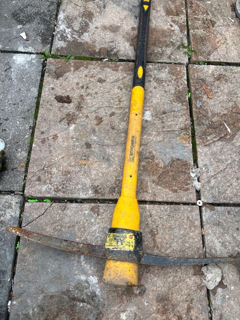 Roughneck Pickaxe – Good Condition, Yellow and Black Handle