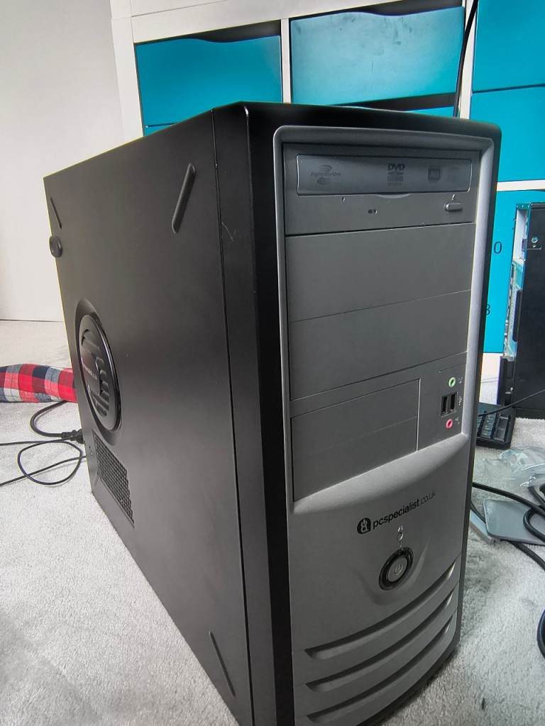  Desktop PC – AMD Athlon X2 / 5GB DDR2 / 160GB HDD – Not Working (Blue Screen) – For Repair or Parts