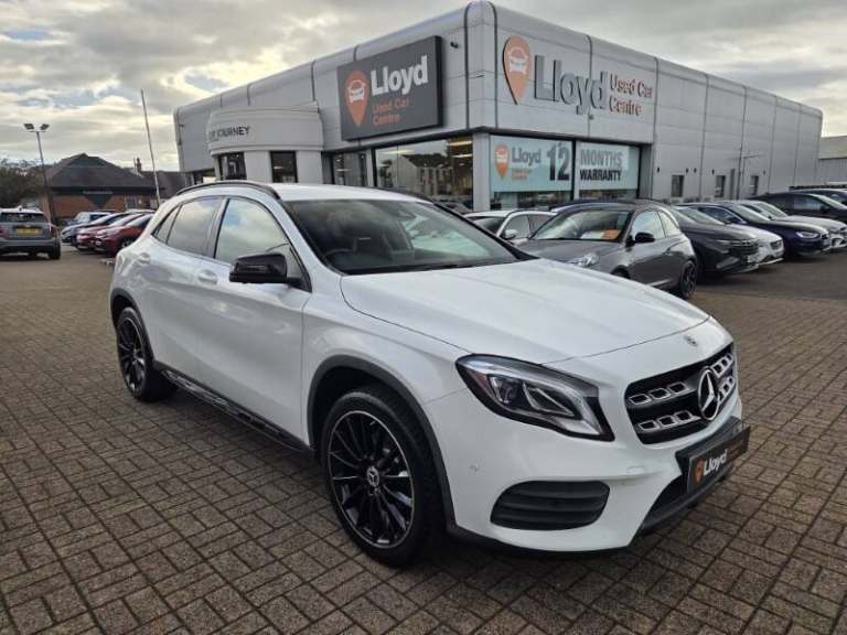MERCEDES-BENZ GLA 220d 4Matic AMG Line Premium 5dr Auto