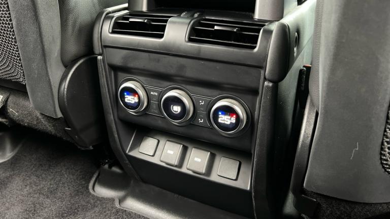 2023 Land Rover Defender 3.0 D300 X-Dynamic SE 110 5dr Auto (7 Seat) With H