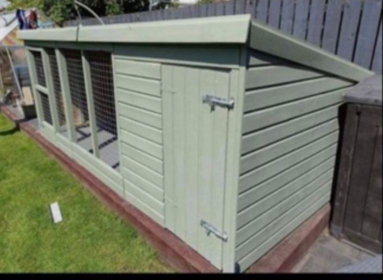 Insulated kennel & run 