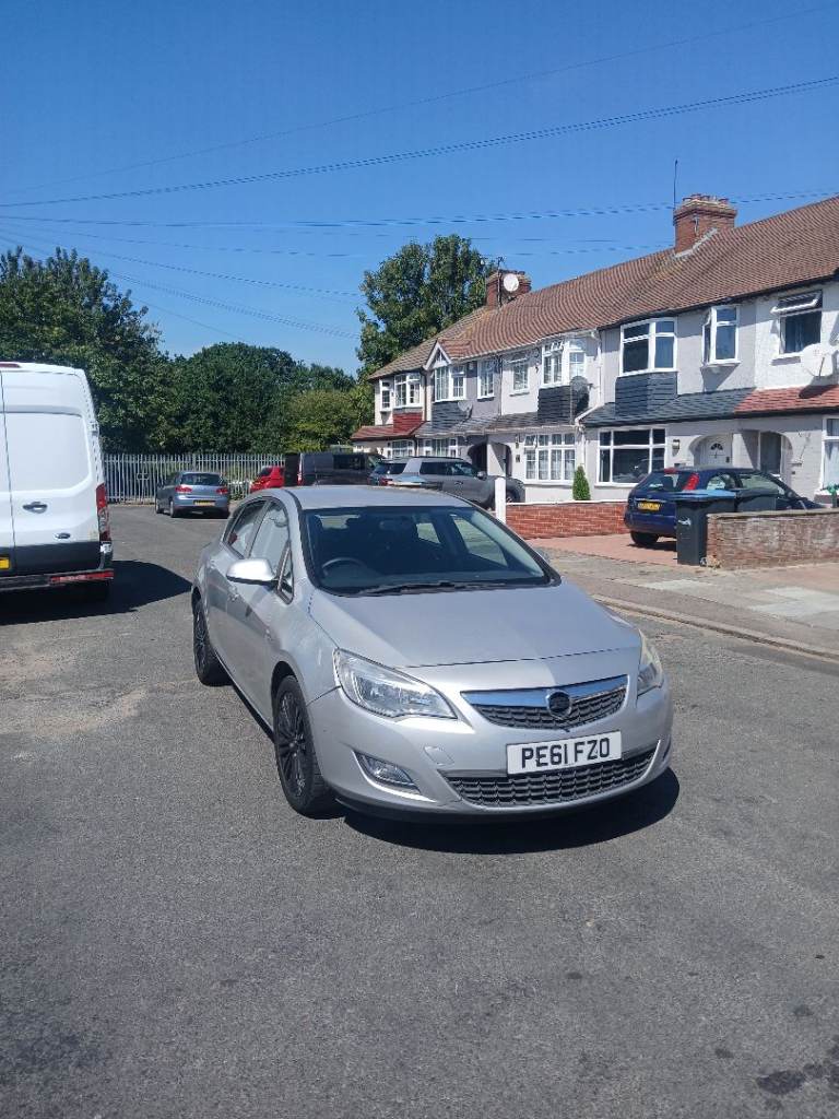 Vauxhall, ASTRA, Hatchback, 2011, Manual, 1398 (cc), 5 doors