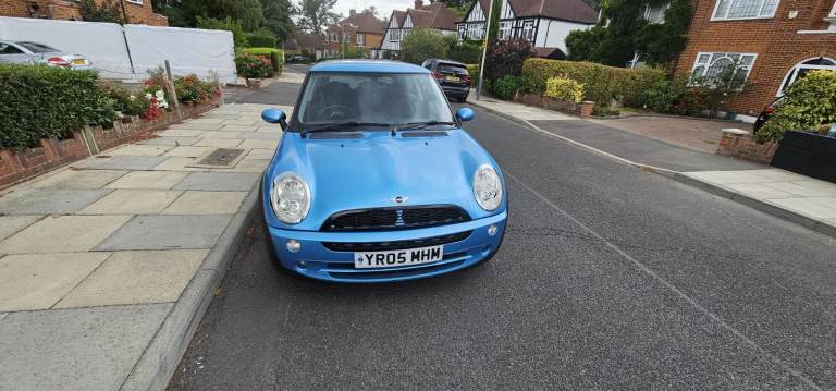 Mini 1 2005 05 reg 1.6 3 door hatchback. ULez compliant mot, November 2 keys, history