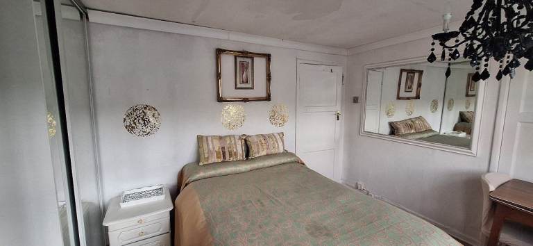 Room to let in a house