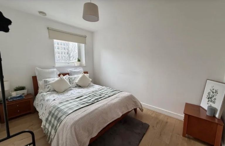 Room for rent 